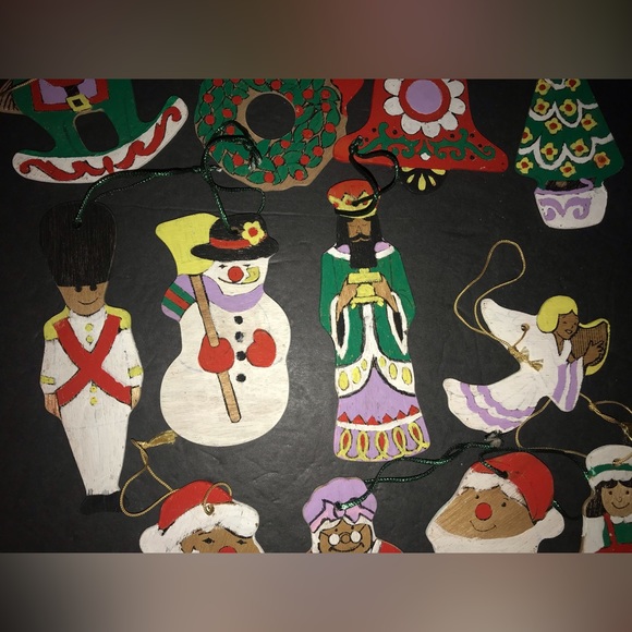 12 Vintage Flat Wooden Christmas Ornaments Hand Painted Double Sided - Picture 5 of 11